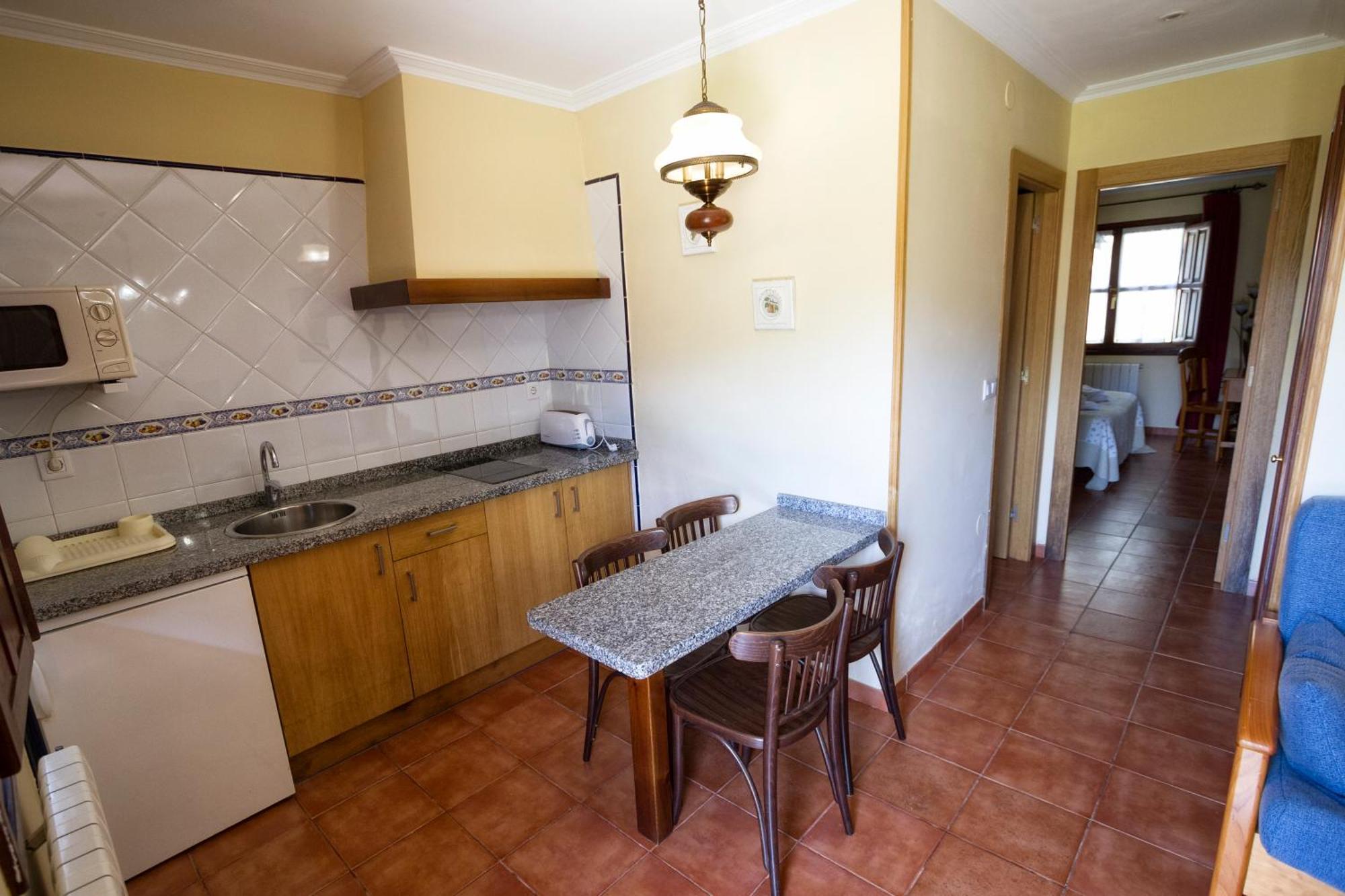 Apartamentos Camin De Pelayo Las Rozas Zimmer foto