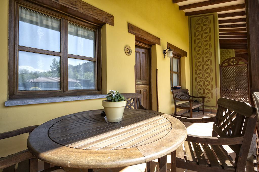 Apartamentos Camin De Pelayo Las Rozas Exterior foto